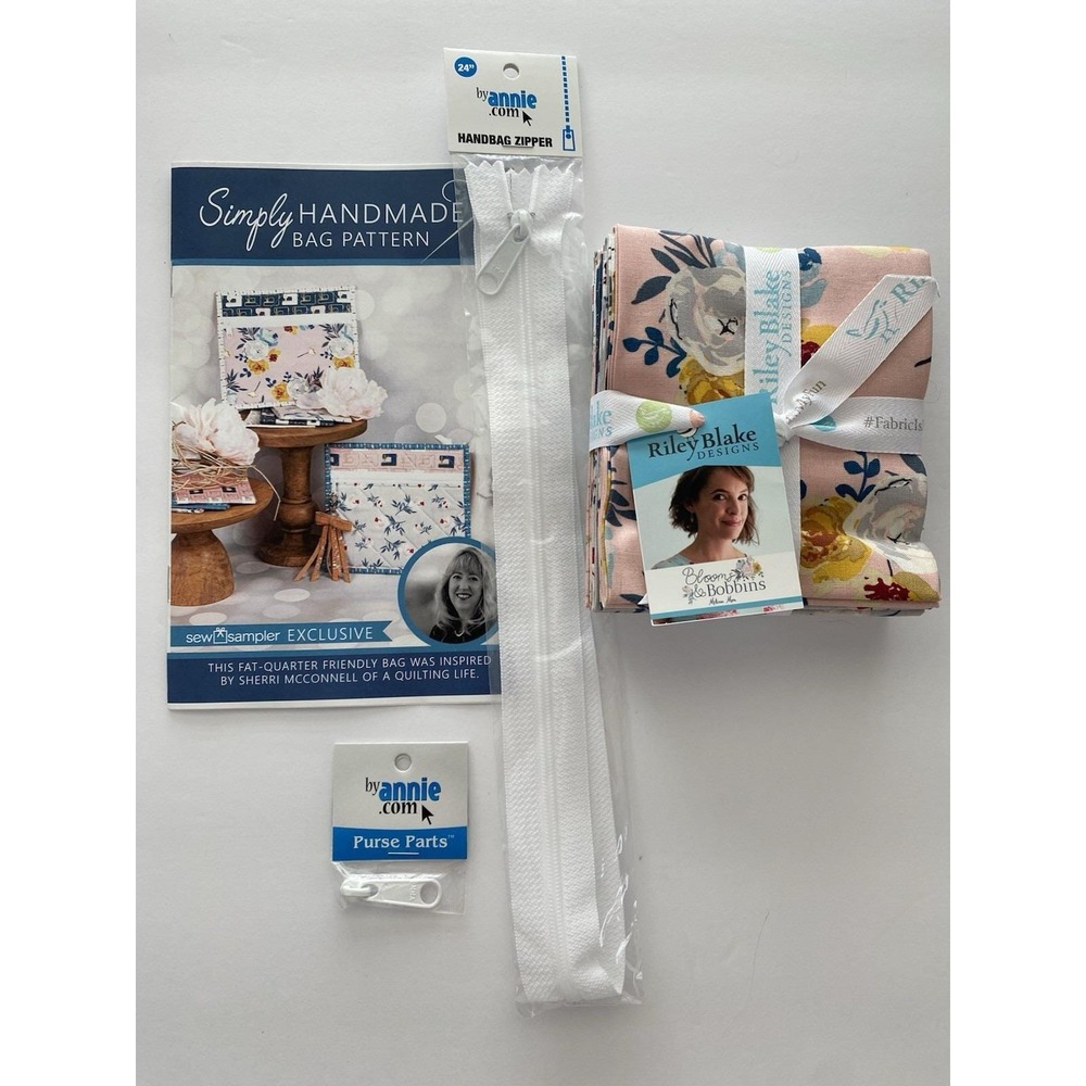 Sew Sampler Box Items, Riley Blake Designs, New In Package July 2019 Quilt Kit